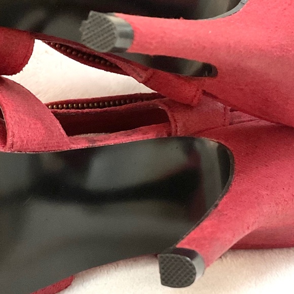 Red Suede Zipper Platform Heels | Statement Night Out Shoes Head Turners Sz 6.5 - Picture 13 of 15